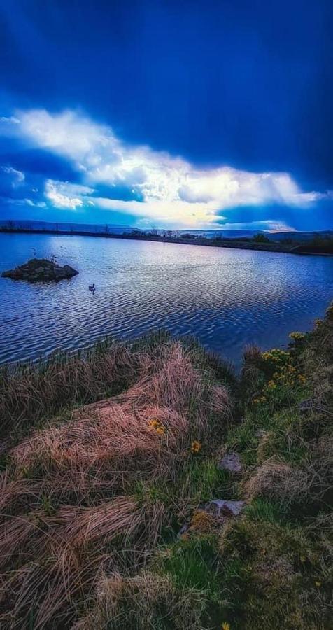 S&Ks Villa Troed-y-rhiw Bagian luar foto