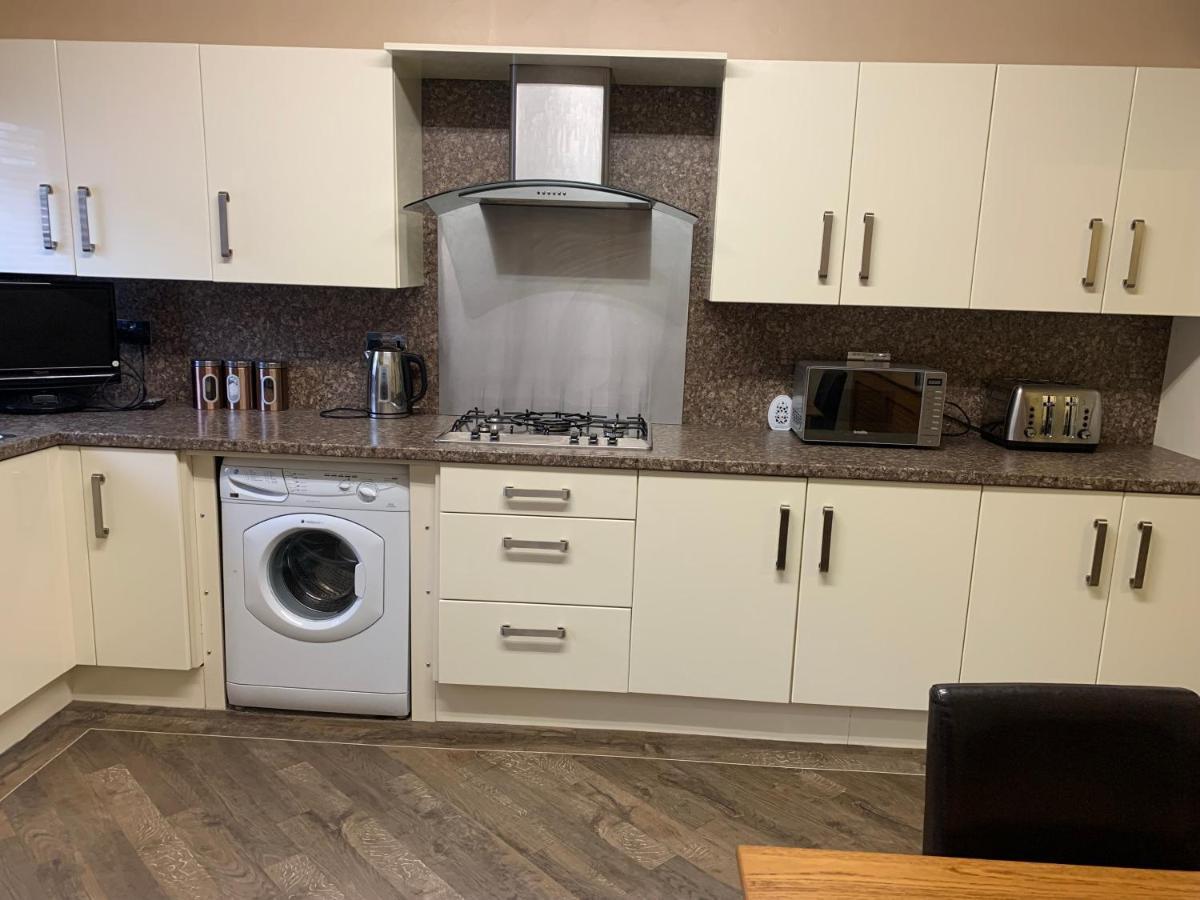 S&Ks Villa Troed-y-rhiw Bagian luar foto